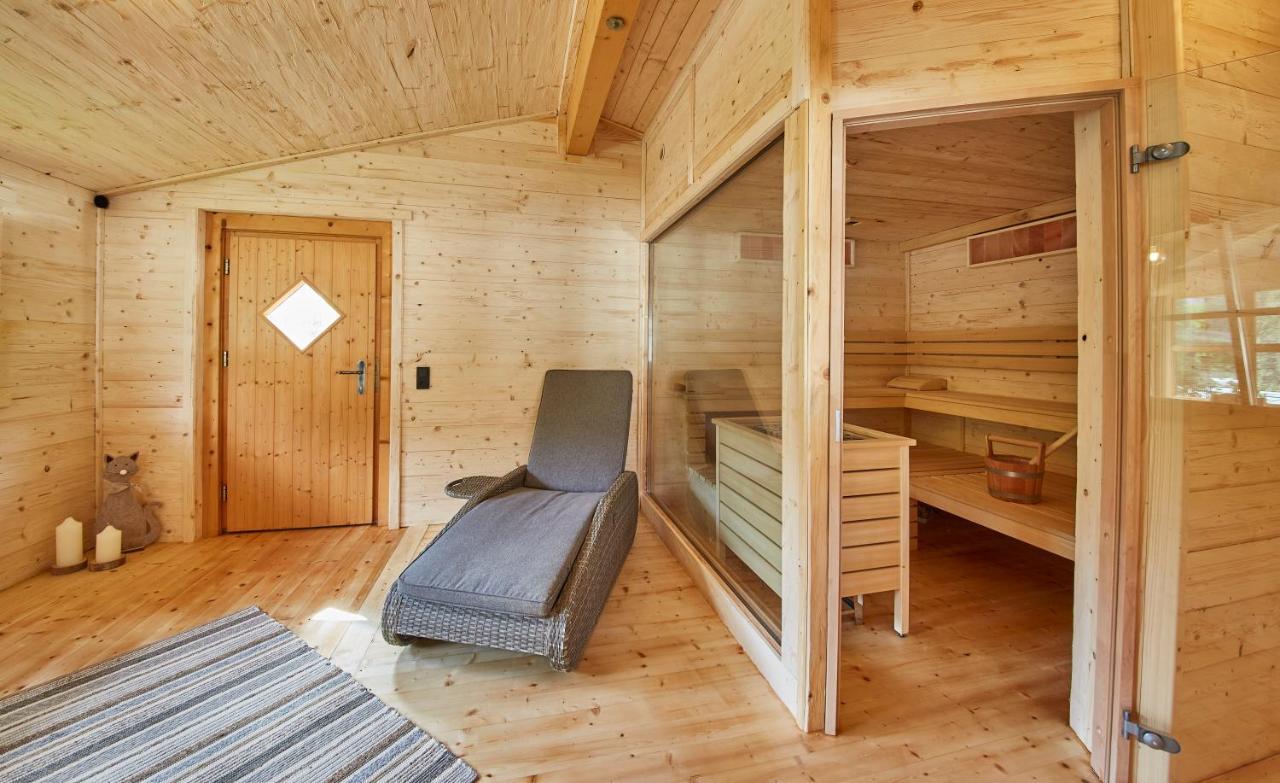Holiday Lodge Frei & Wild Viehhofen Bagian luar foto