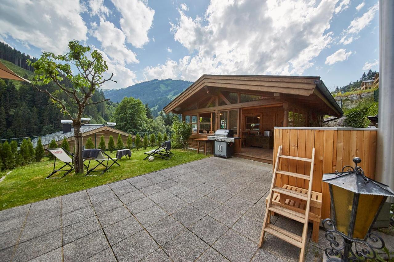 Holiday Lodge Frei & Wild Viehhofen Bagian luar foto